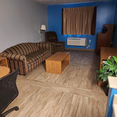 Super Star Inn & Suite Lincoln Crete ภายนอก รูปภาพ